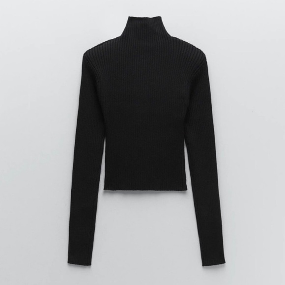 Zara Sweaters Zara Mock Ribbed Turtleneck Black With Shoulder Pads